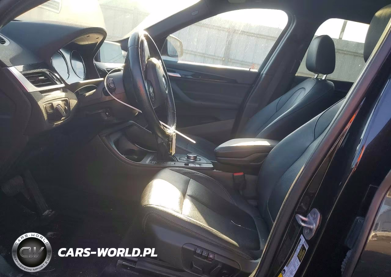 2019 BMW X1 Sdrive28I VIN:WBXHU7C51K5L10738 - 7