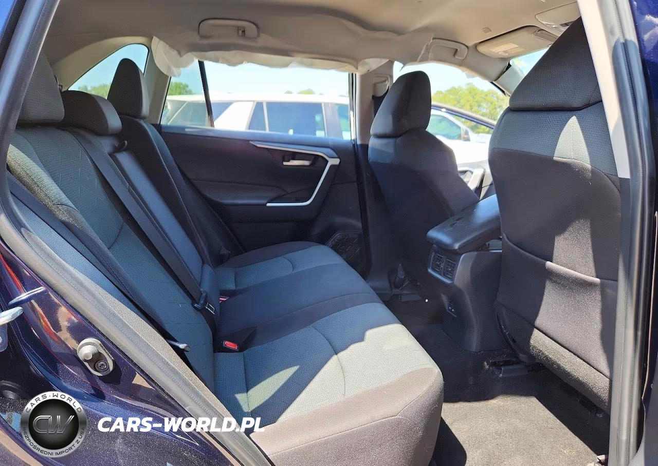 2025 Toyota Rav4 Xle VIN:2T3W1RFV7SW407312 - 11