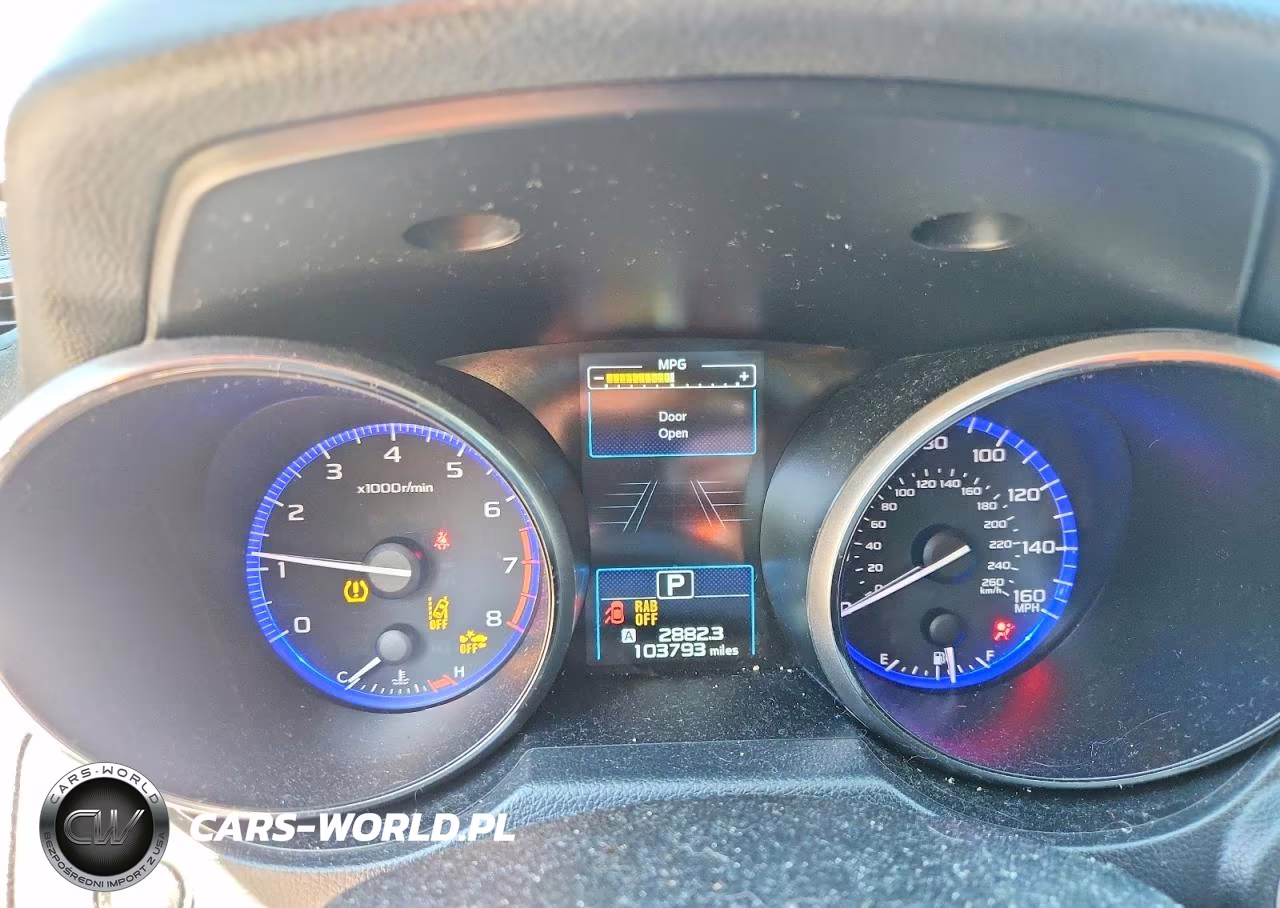 2018 Subaru Outback 3.6R Limited VIN:4S4BSENCXJ3358012 - 9