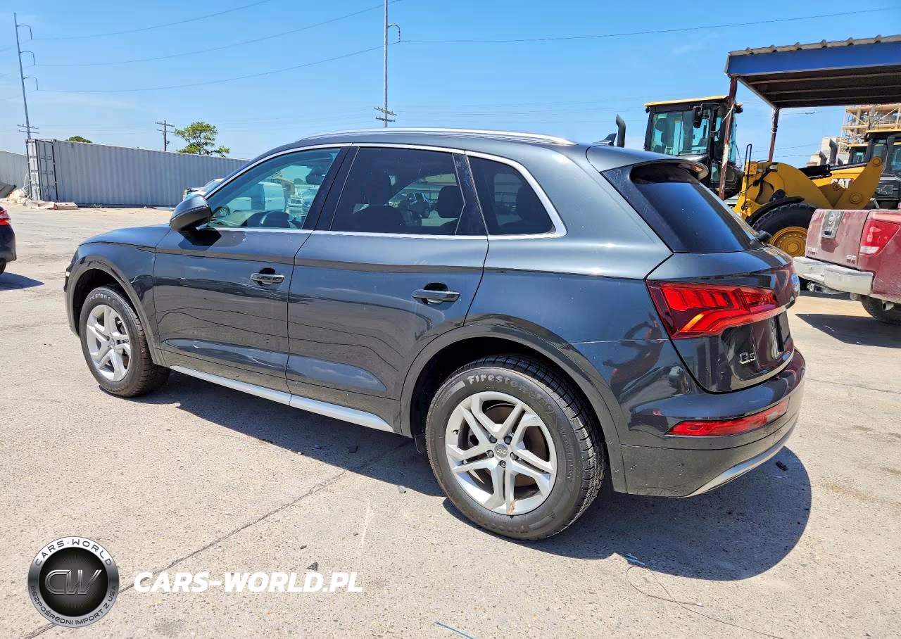 2019 Audi Q5 Premium VIN:WA1ANAFY9K2031208 - 2