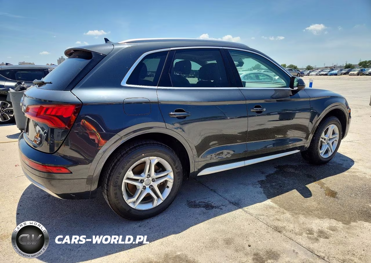 2019 Audi Q5 Premium VIN:WA1ANAFY9K2031208 - 3