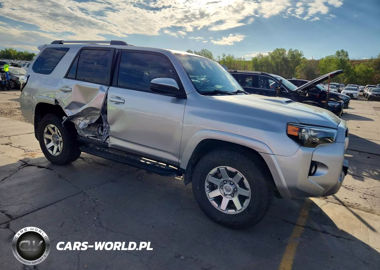 2016 Toyota 4Runner Trail VIN:JTEBU5JR9G5364739 - 4