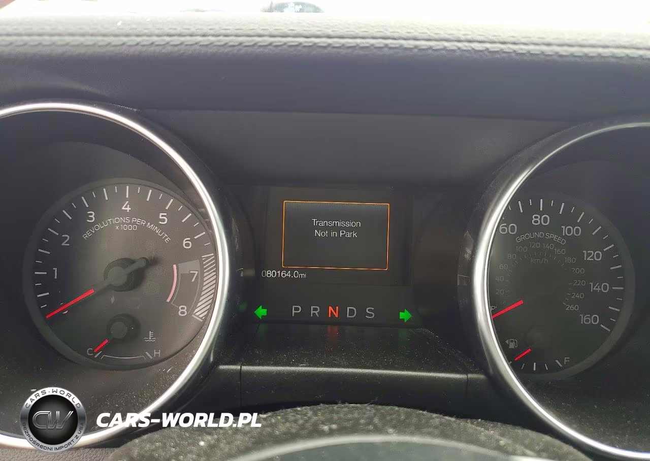 2021 Ford Mustang VIN:1FATP8UH8M5121364 - 9