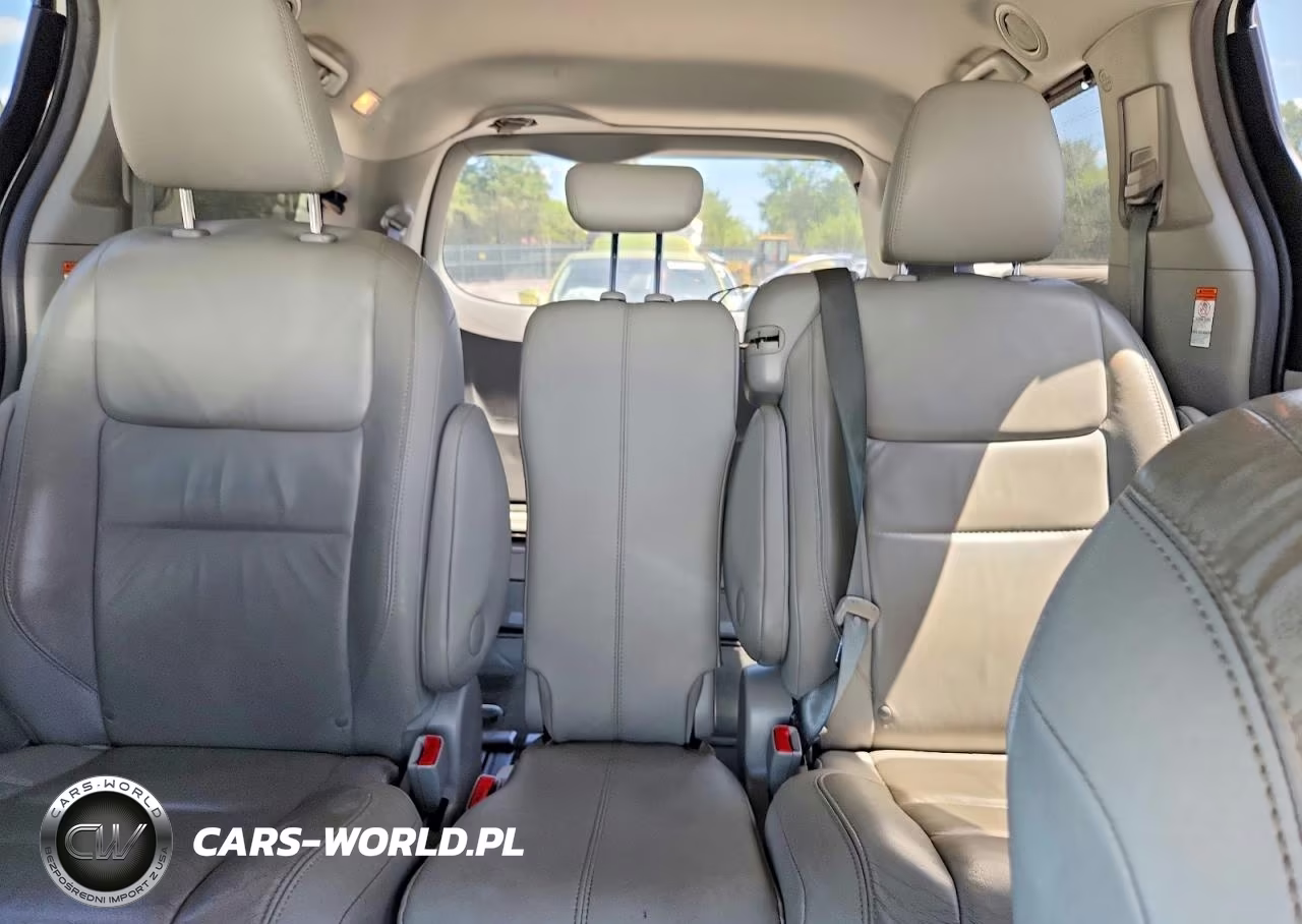 2016 Toyota Sienna Xle 8-Passenger VIN:5TDYK3DC6GS705718 - 10