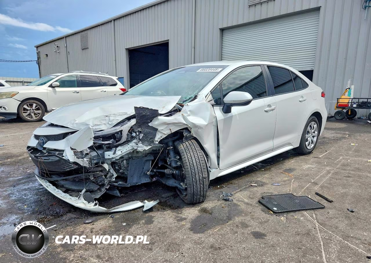 2024 Toyota Corolla Hybrid Le VIN:JTDBCMFEXR3050300 - 1
