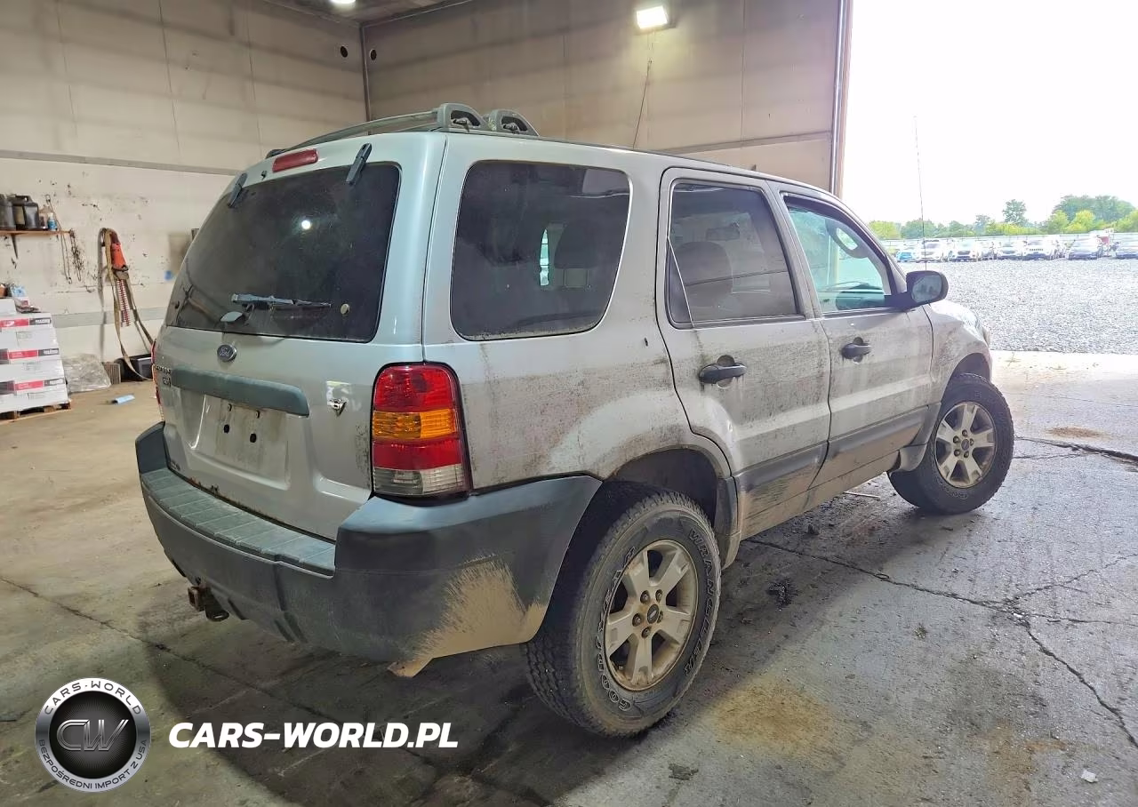2005 Ford Escape Xlt VIN:1FMYU93145KD74618 - 3