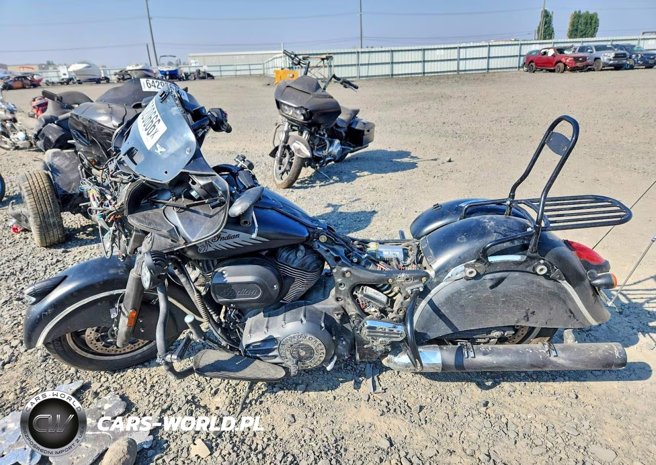 2017 Indian Motorcycle Co. Chieftain Dark Horse VIN:56KTCDAA0H3342605 - 3
