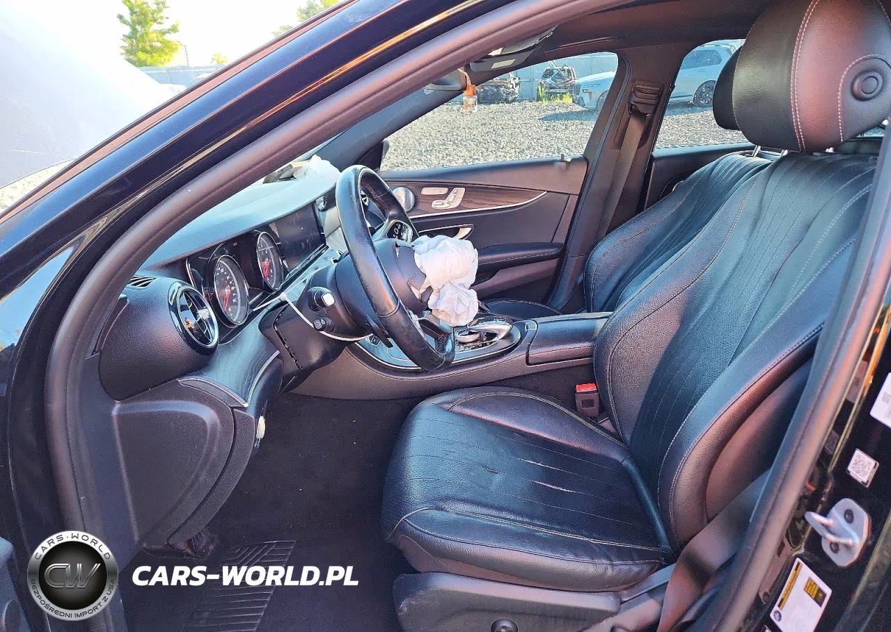 2019 Mercedes-Benz E 300 4Matic VIN:WDDZF4KBXKA557402 - 7