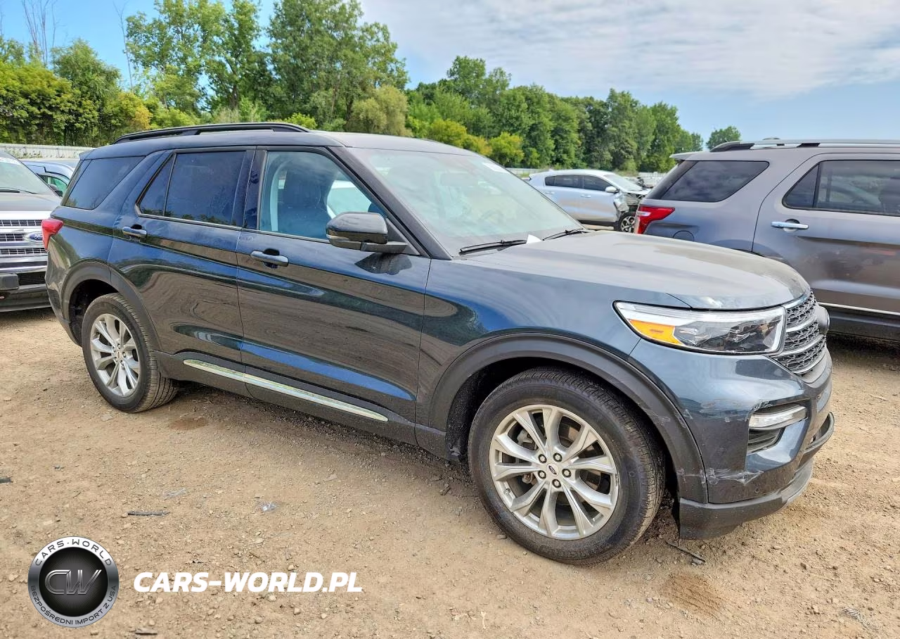 2024 Ford Explorer Xlt VIN:1FMSK8DH7RGA57135 - 4