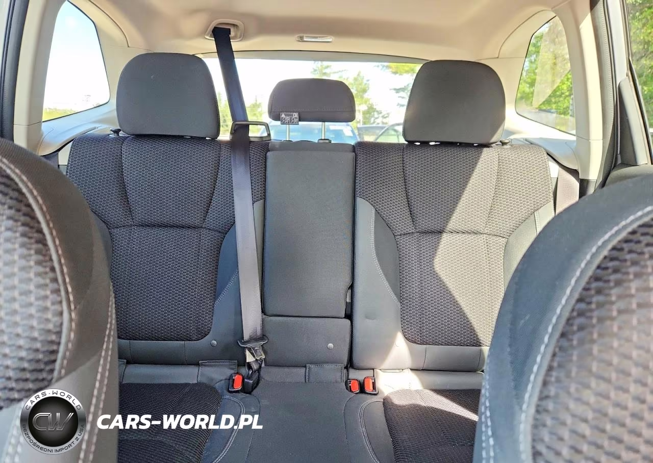 2019 Subaru Forester Premium VIN:JF2SKAGC8KH547810 - 10