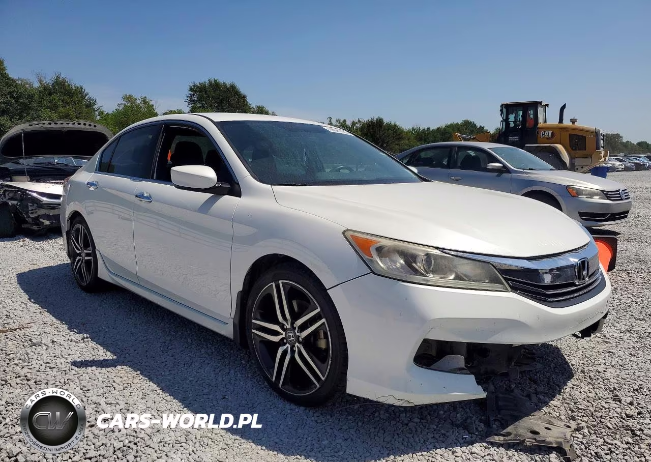 2017 Honda Accord Sport VIN:1HGCR2F56HA136299 - 4
