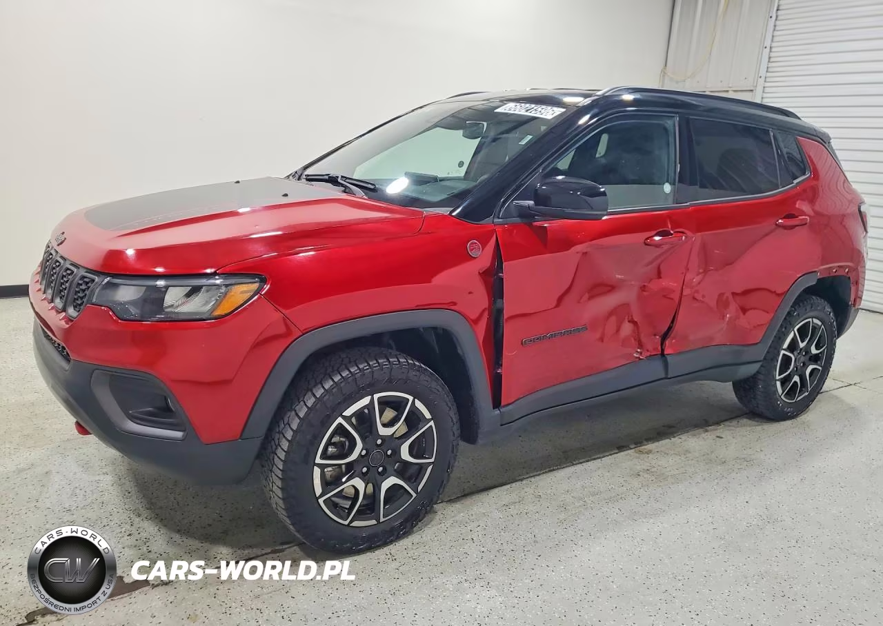 2025 Jeep Compass Trailhawk – zdjęcie 1 z 14