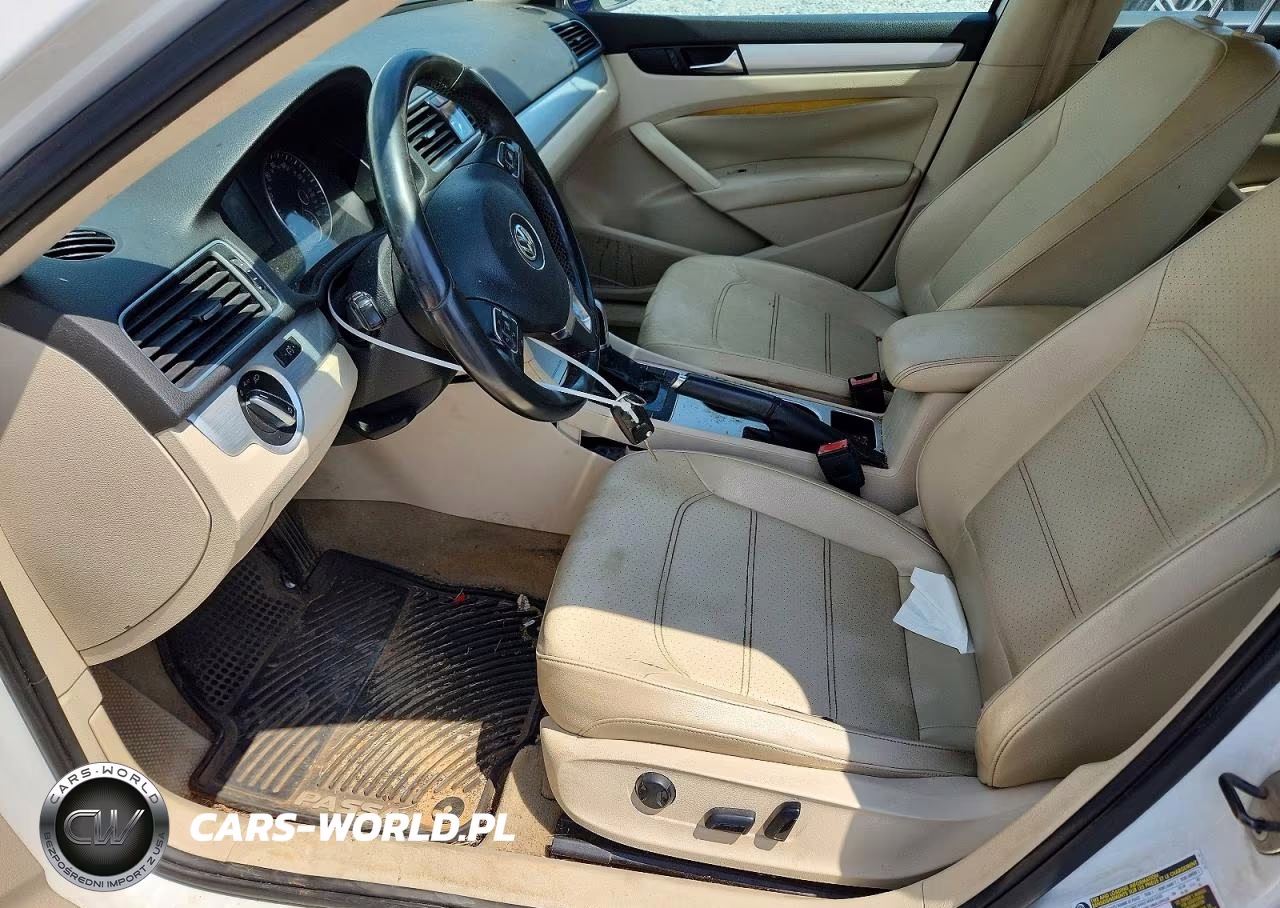 2013 Volkswagen Passat Se VIN:1VWBP7A34DC082287 - 7