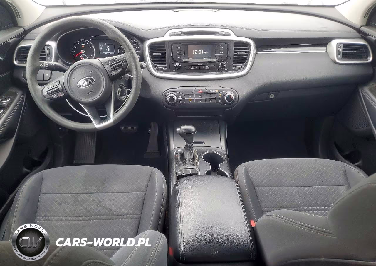 2018 Kia Sorento Lx V6 VIN:5XYPG4A52JG389652 - 8