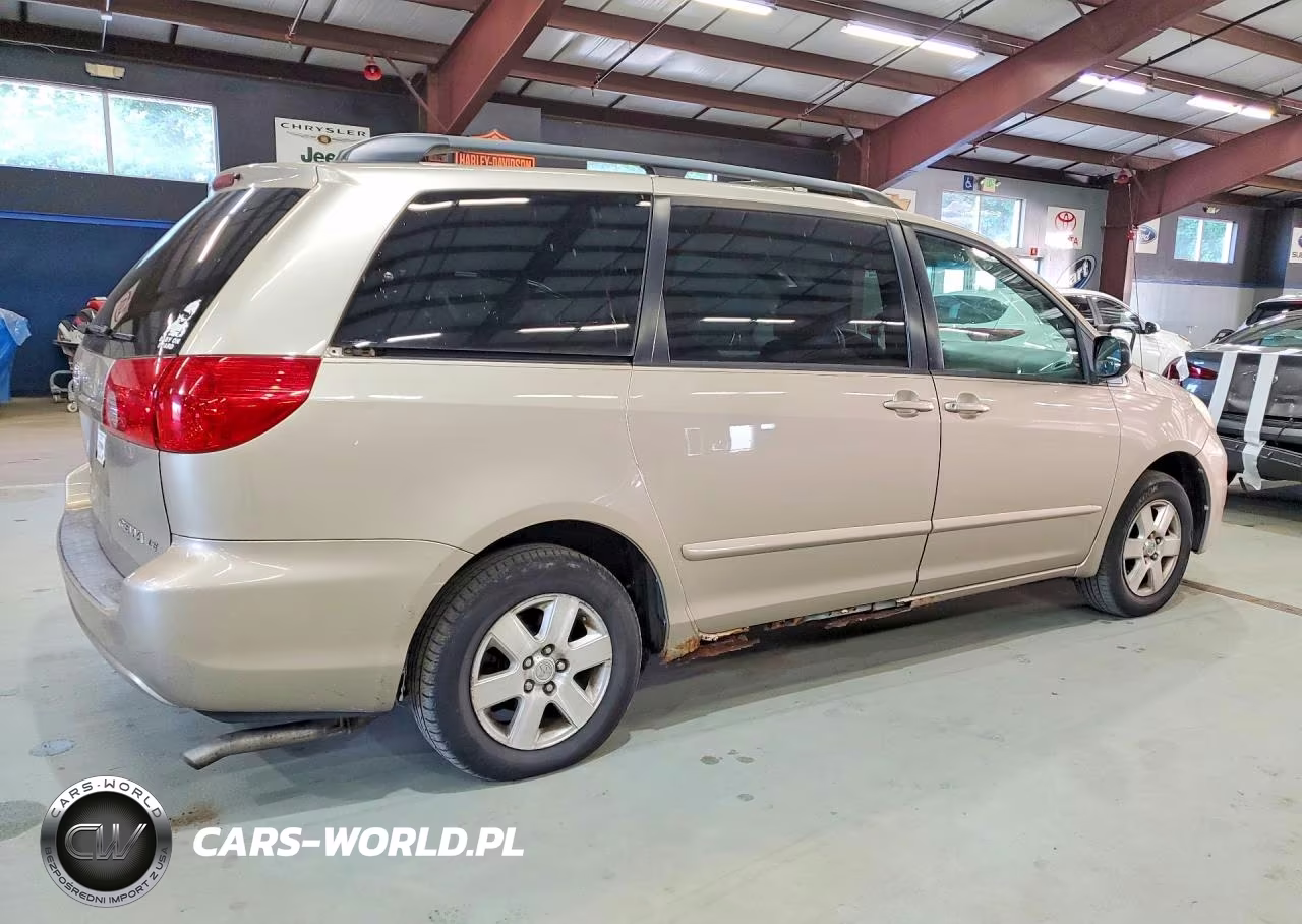 2006 Toyota Sienna Le 7 Passenger VIN:5TDZA23C56S406383 - 3