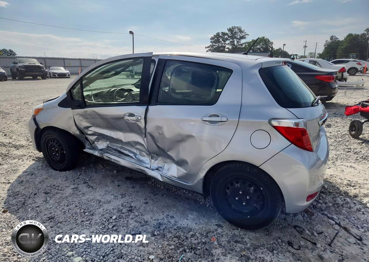 2013 Toyota Yaris 5-Door L VIN:JTDKTUD39DD568256 - 2