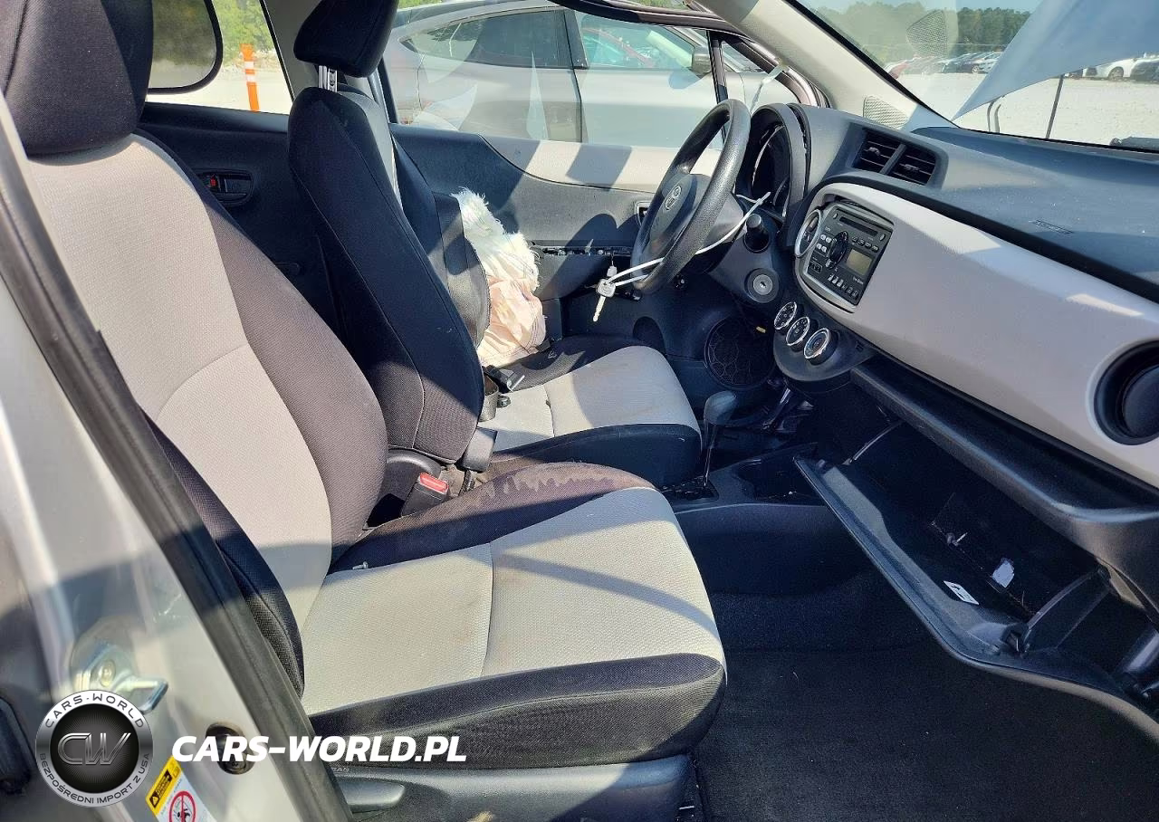 2013 Toyota Yaris 5-Door L VIN:JTDKTUD39DD568256 - 7