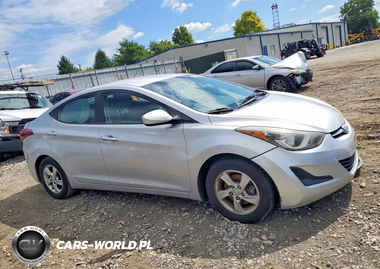 2015 Hyundai Elantra Se VIN:KMHDH4AE9FU225381 - 4