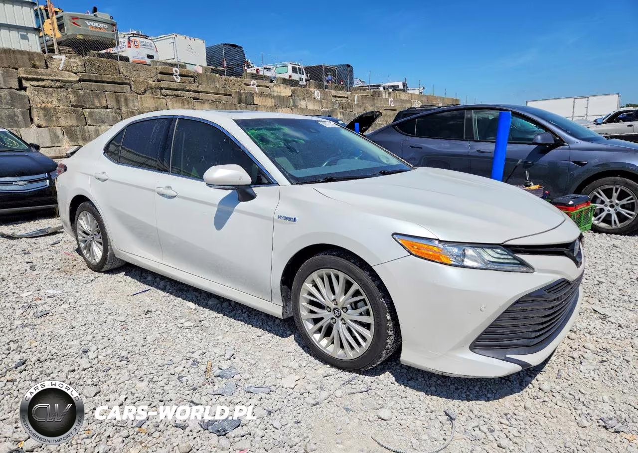 2018 Toyota Camry Hybrid Xle VIN:4T1B21HK3JU508712 - 4