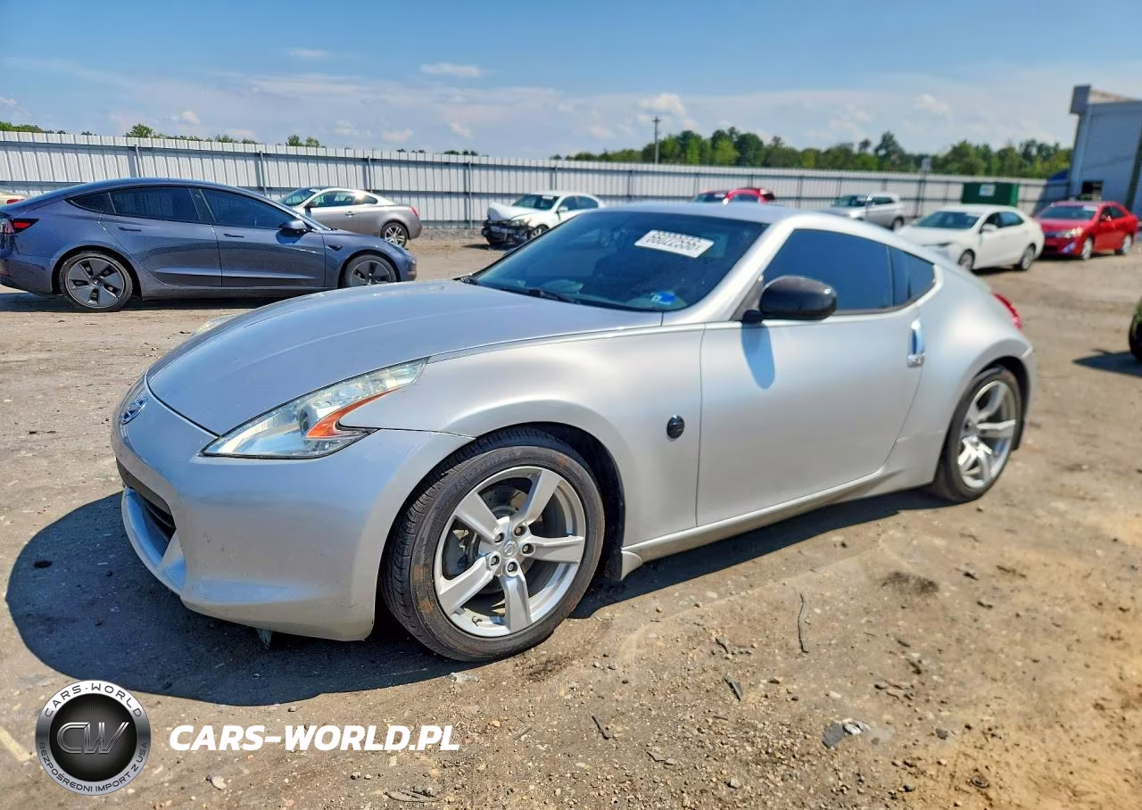 2010 Nissan 370Z Base