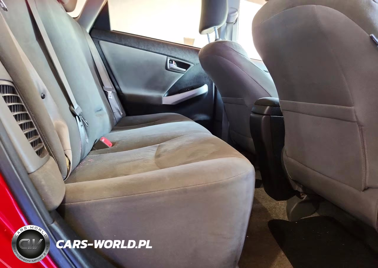 2012 Toyota Prius Two VIN:JTDKN3DU8C5473306 - 10
