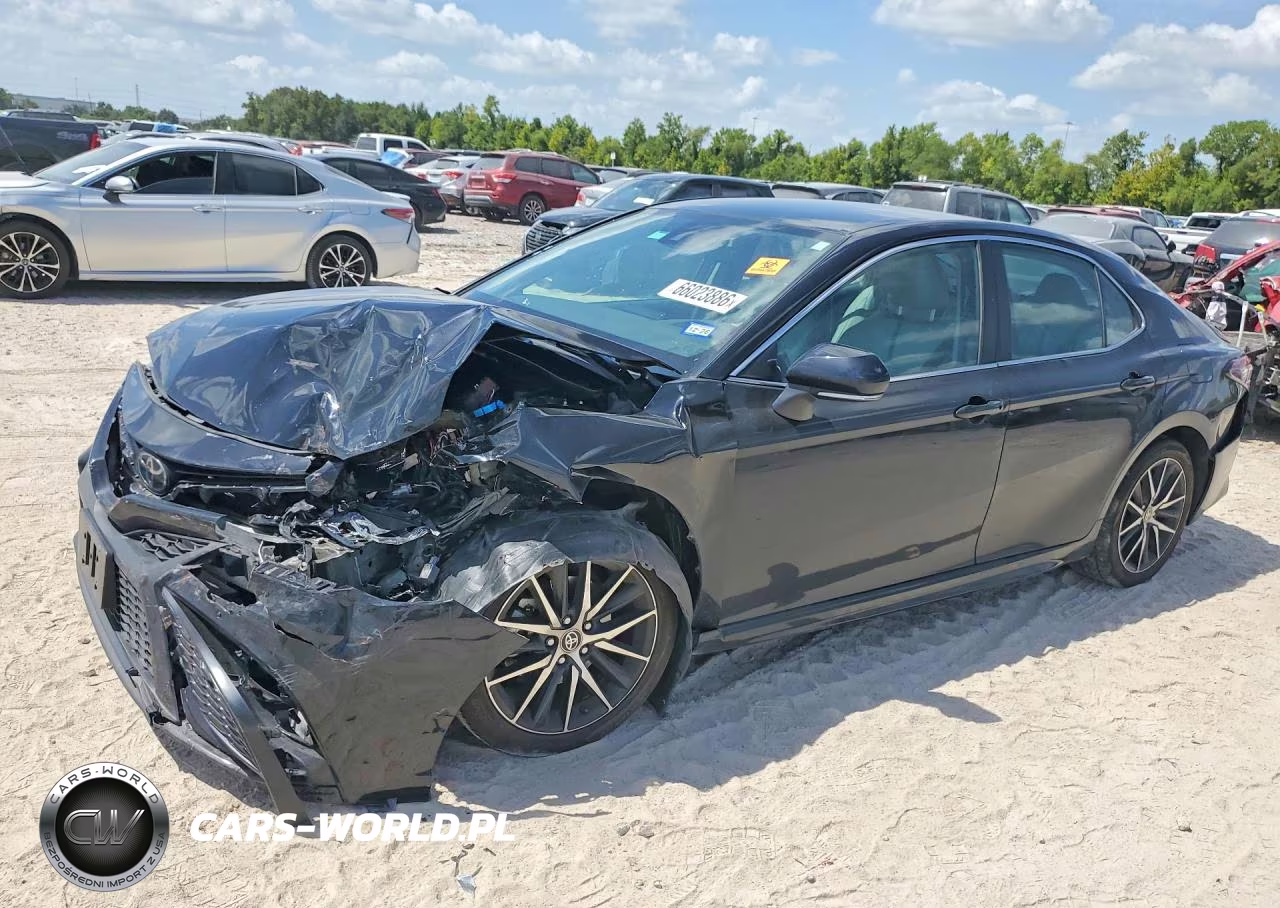 2023 Toyota Camry Se