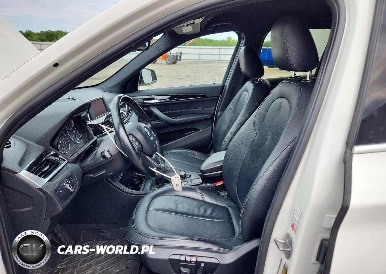 2018 BMW X1 Sdrive28I VIN:WBXHU7C35J5H42362 - 7