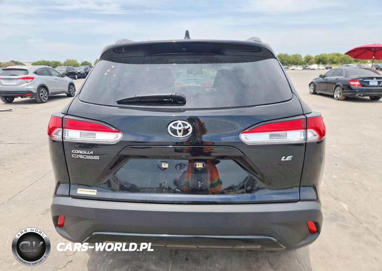 2023 Toyota Corolla Cross Le VIN:7MUCAAAGXPV070145 - 6