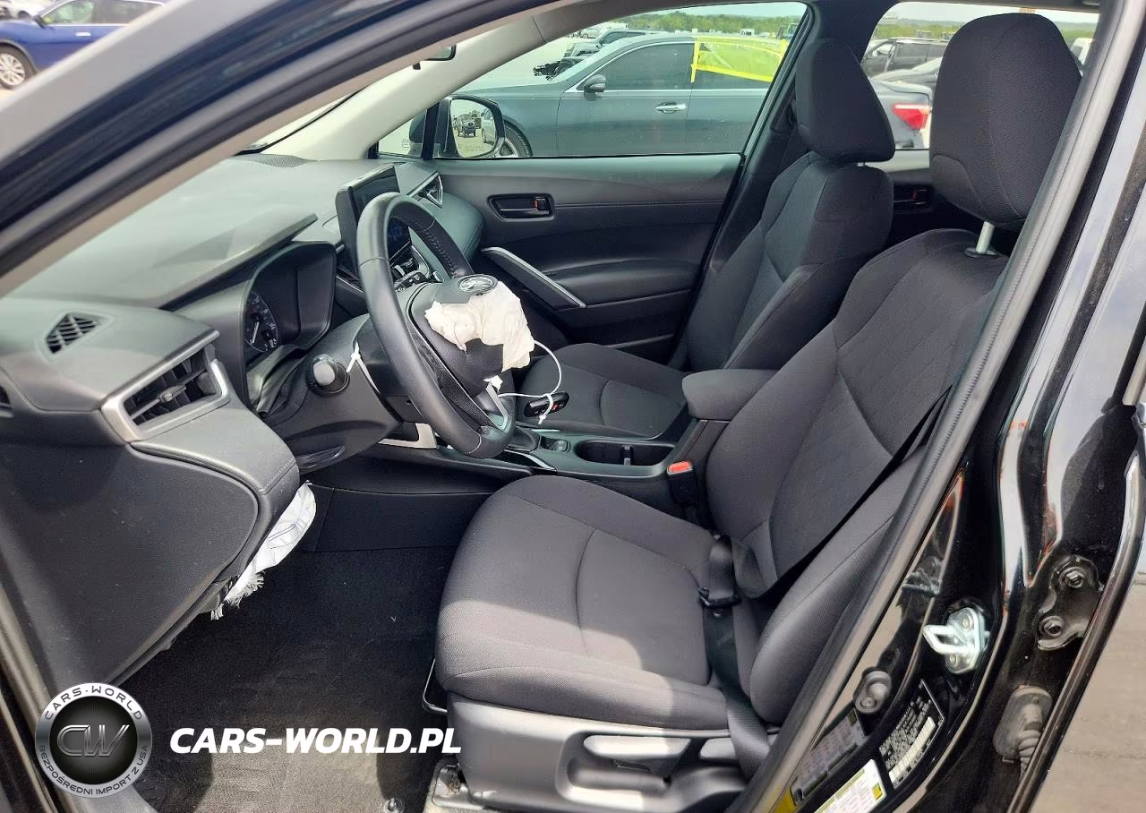 2023 Toyota Corolla Cross Le VIN:7MUCAAAGXPV070145 - 7