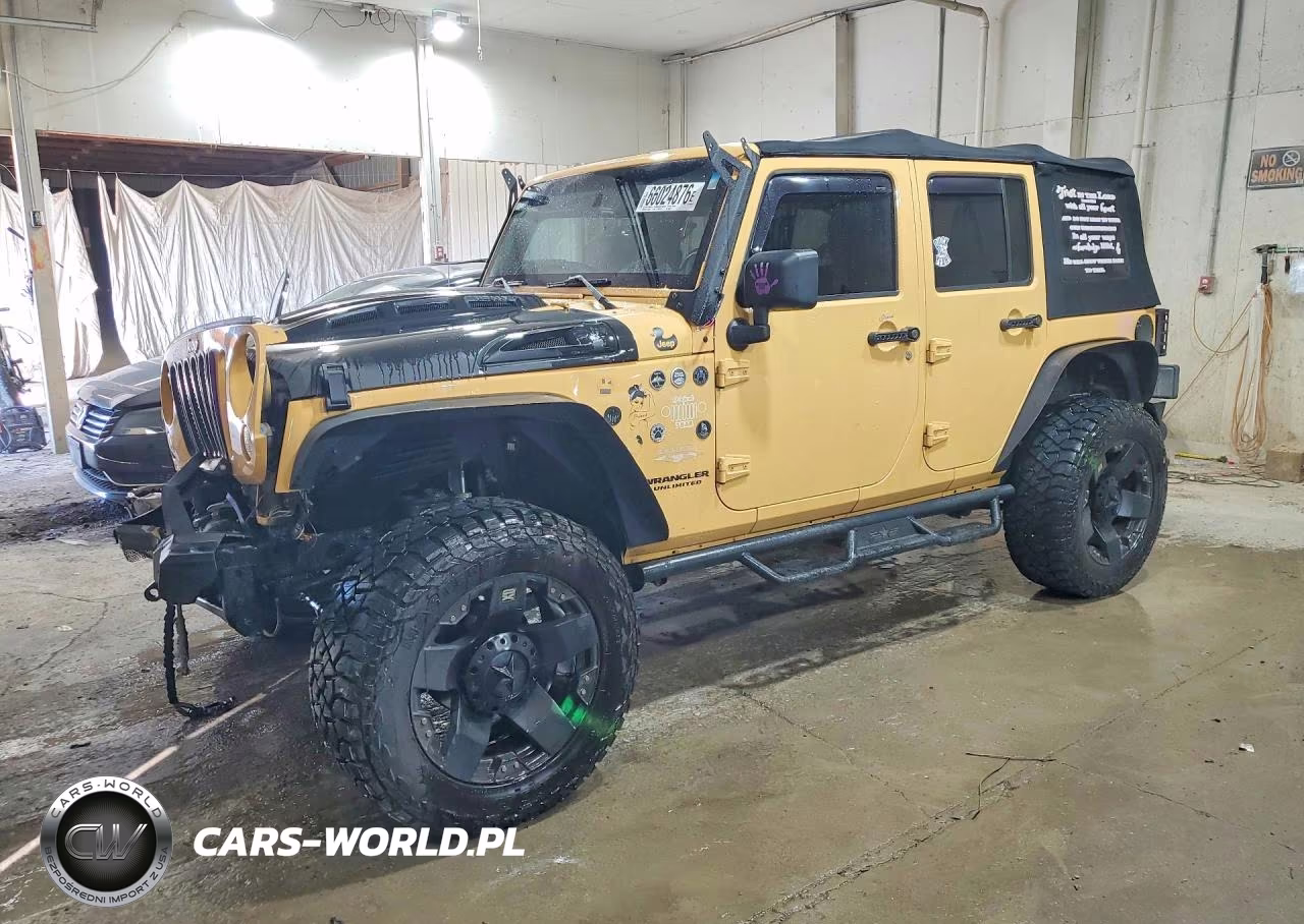 2014 Jeep Wrangler Unlimited Sahara – zdjęcie 1 z 12
