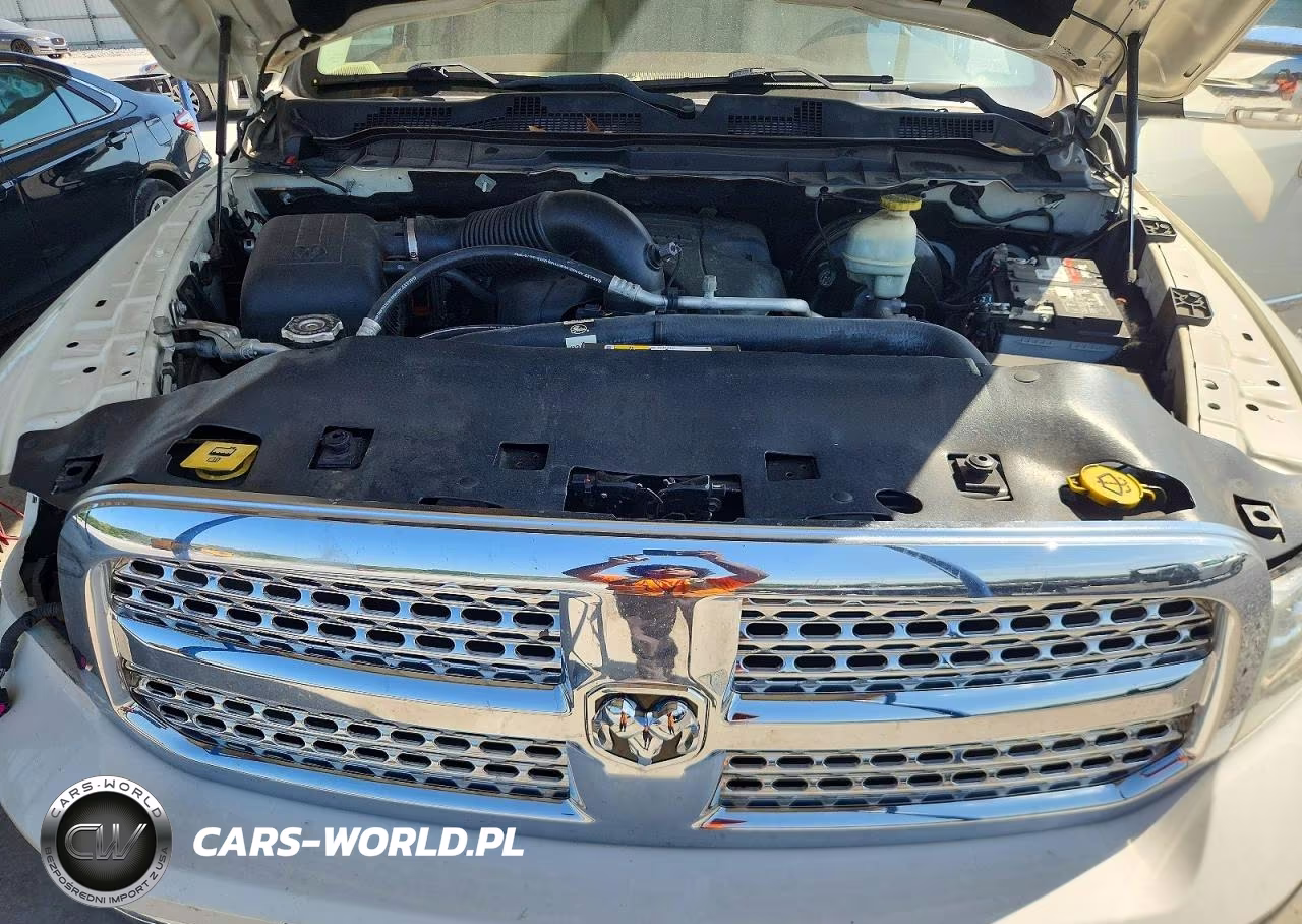 2017 Ram 1500 Laramie VIN:1C6RR7NT6HS613238 - 11
