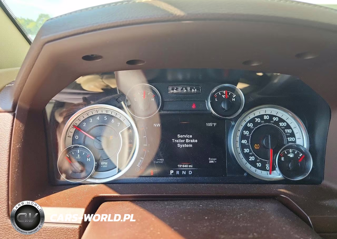 2017 Ram 1500 Laramie VIN:1C6RR7NT6HS613238 - 9