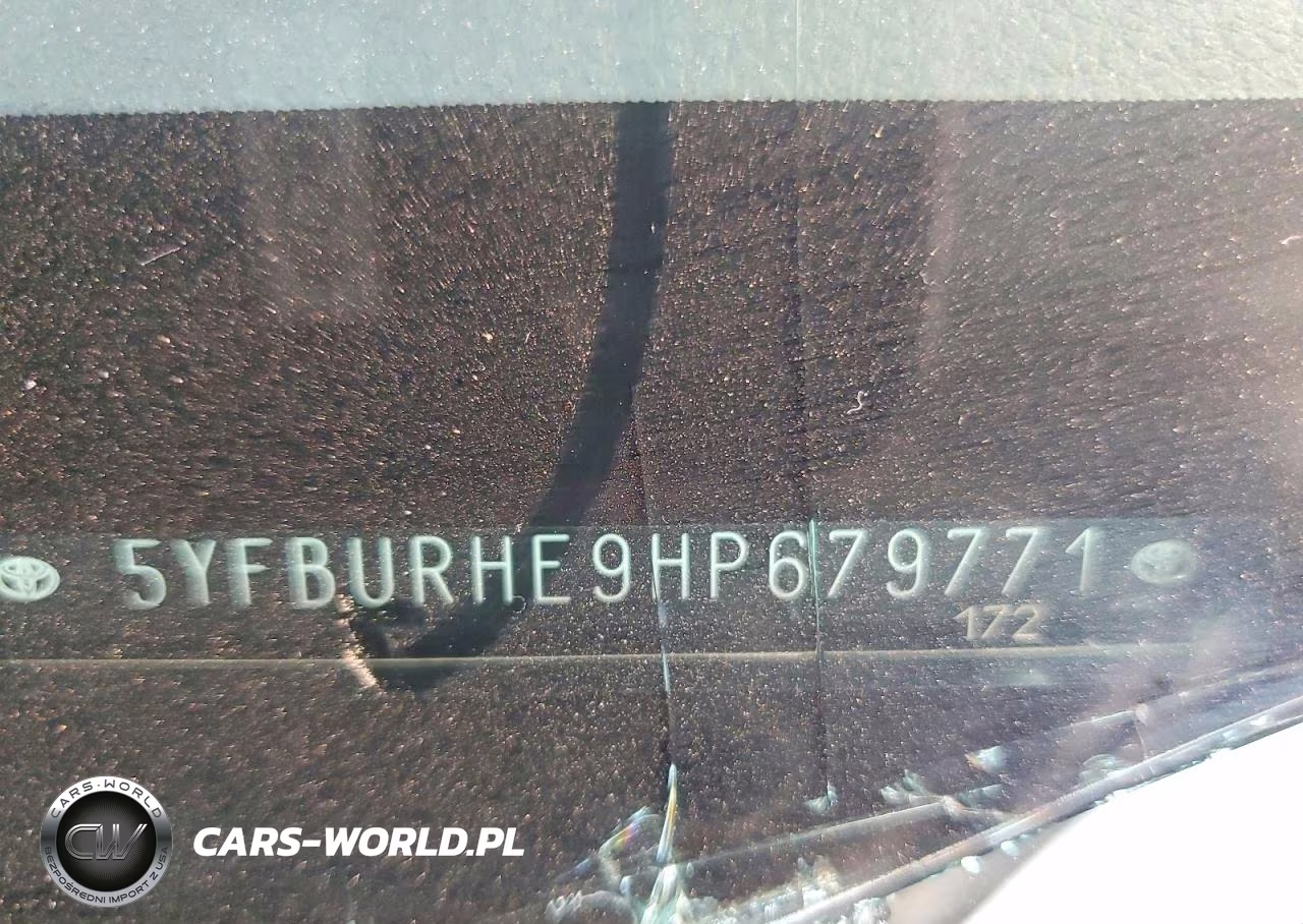 2017 Toyota Corolla Le VIN:5YFBURHE9HP679771 - 12