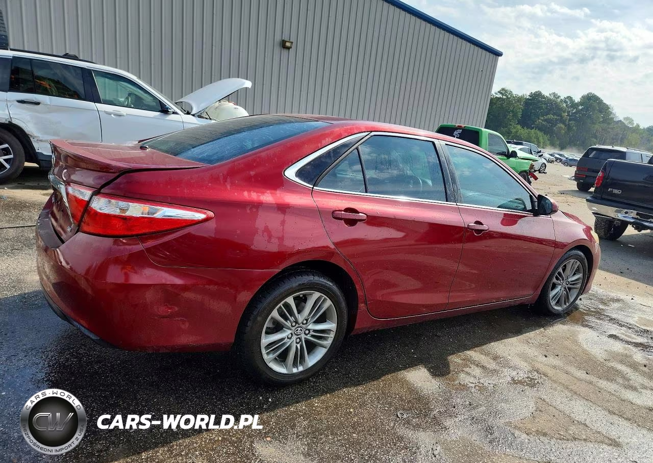 2016 Toyota Camry Se VIN:4T1BF1FKXGU594875 - 3