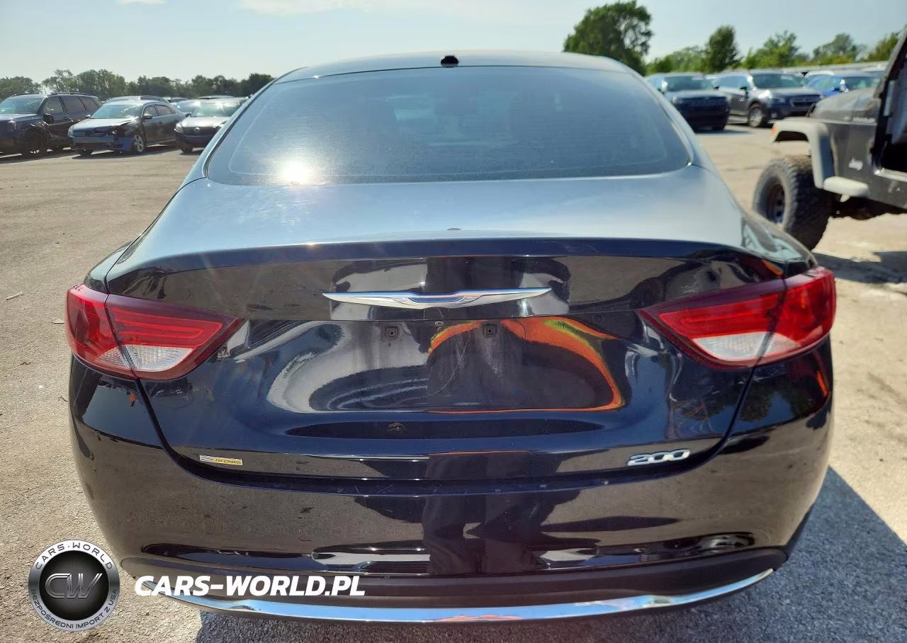 2015 Chrysler 200 Limited VIN:1C3CCCAB3FN616393 - 6