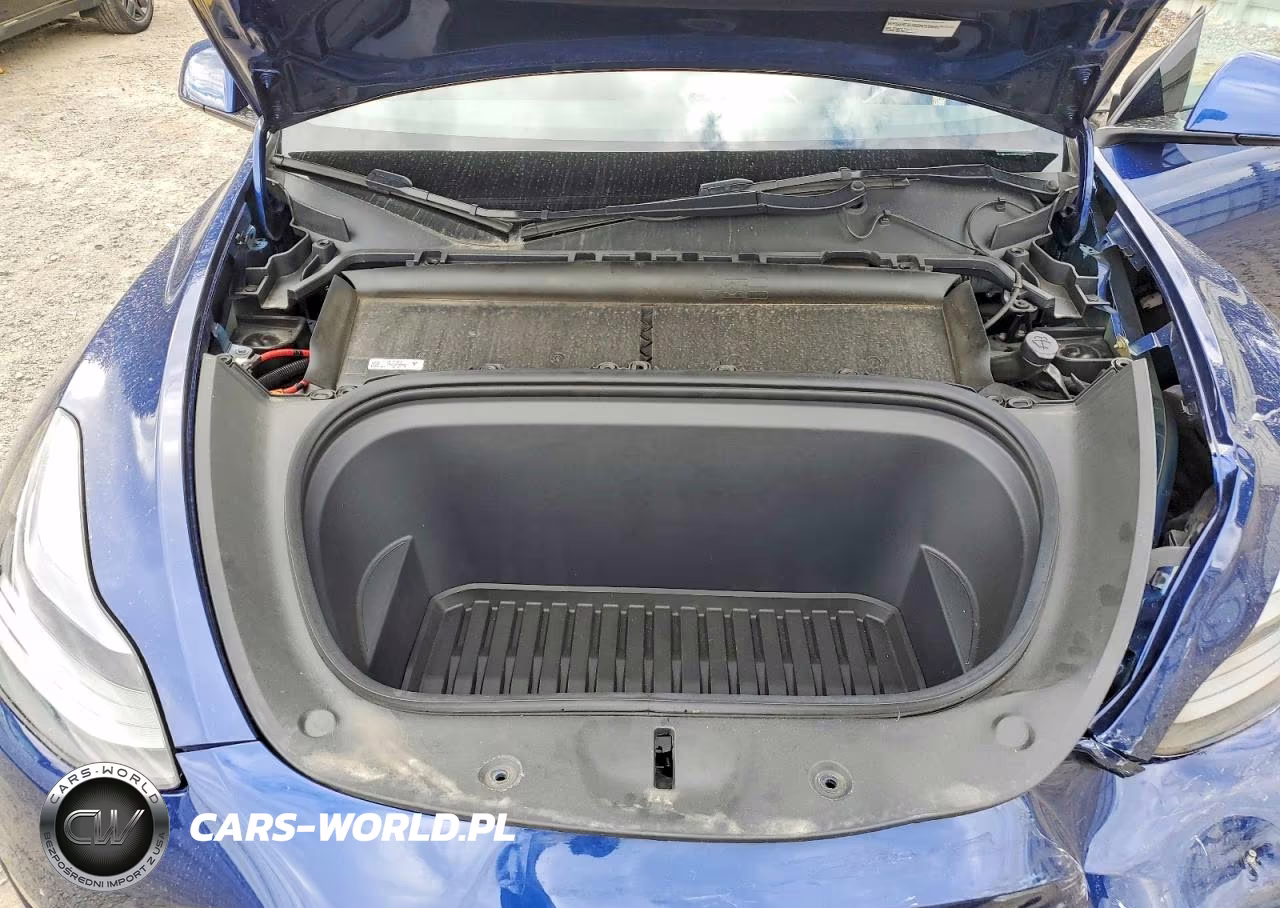 2022 Tesla Model Y VIN:7SAYGDEF0NF357712 - 11