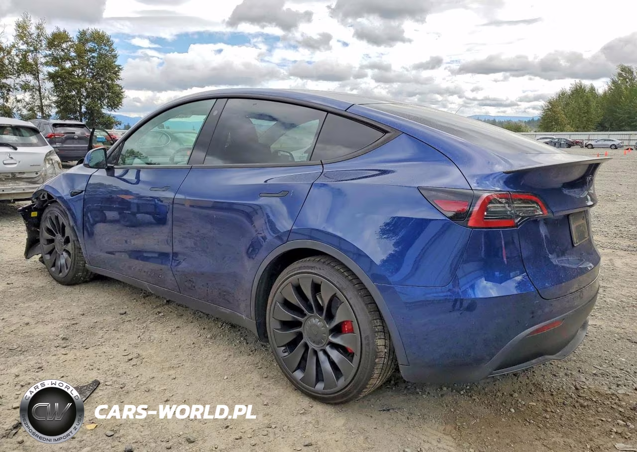 2022 Tesla Model Y VIN:7SAYGDEF0NF357712 - 2