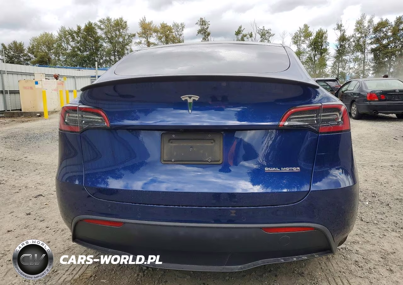2022 Tesla Model Y VIN:7SAYGDEF0NF357712 - 6