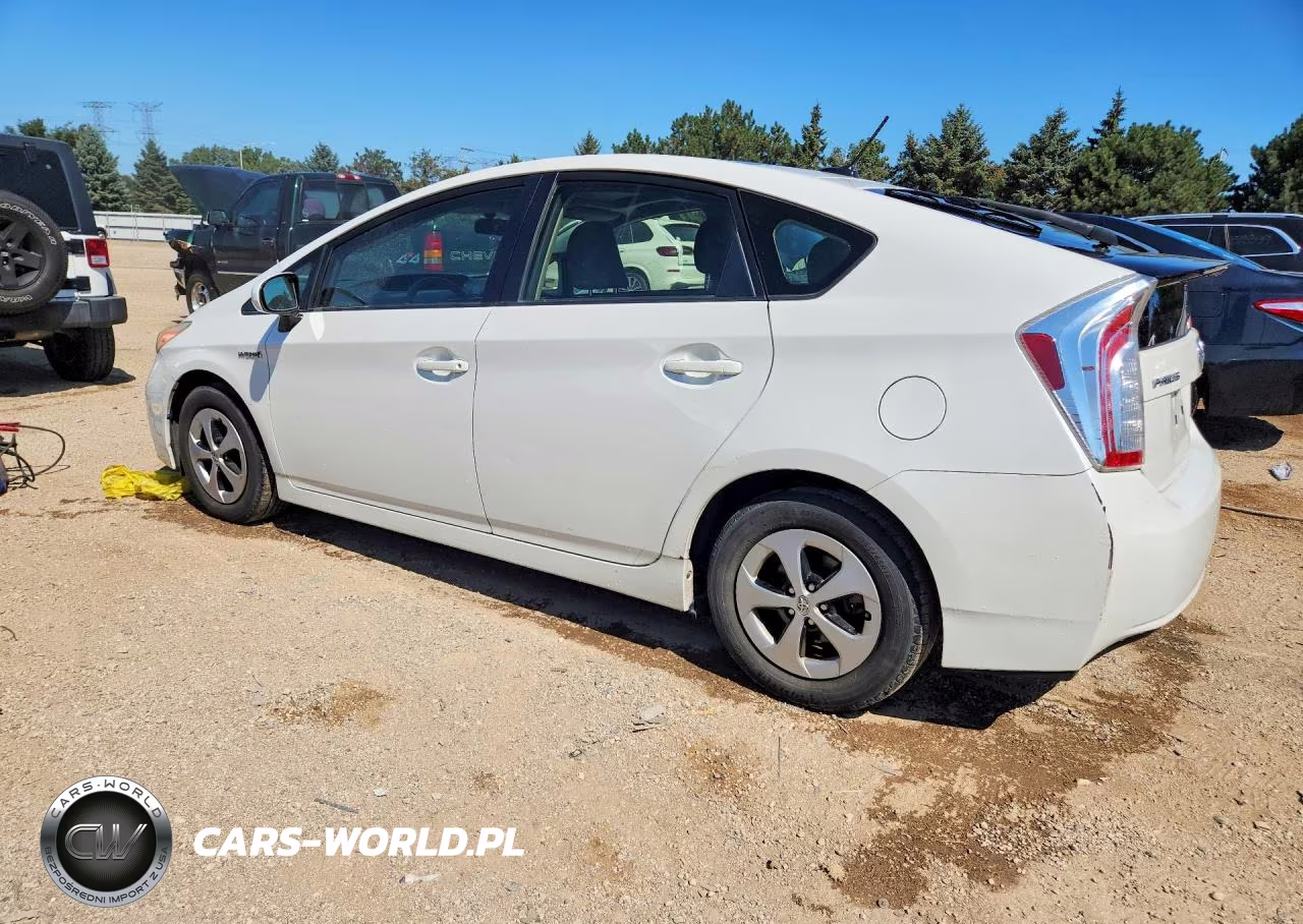 2013 Toyota Prius Three VIN:JTDKN3DU2D5668528 - 2