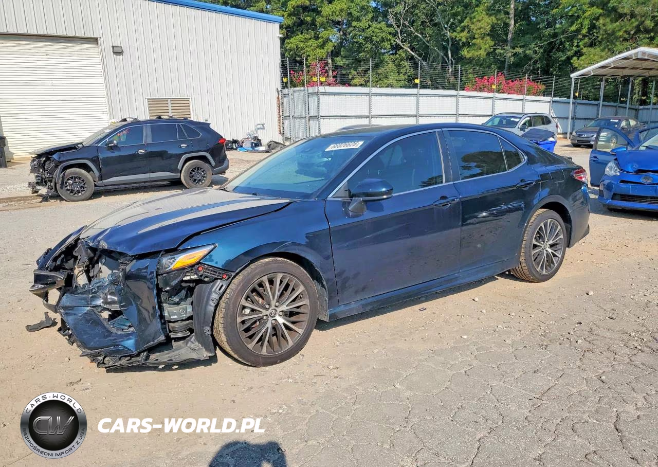2020 Toyota Camry Se