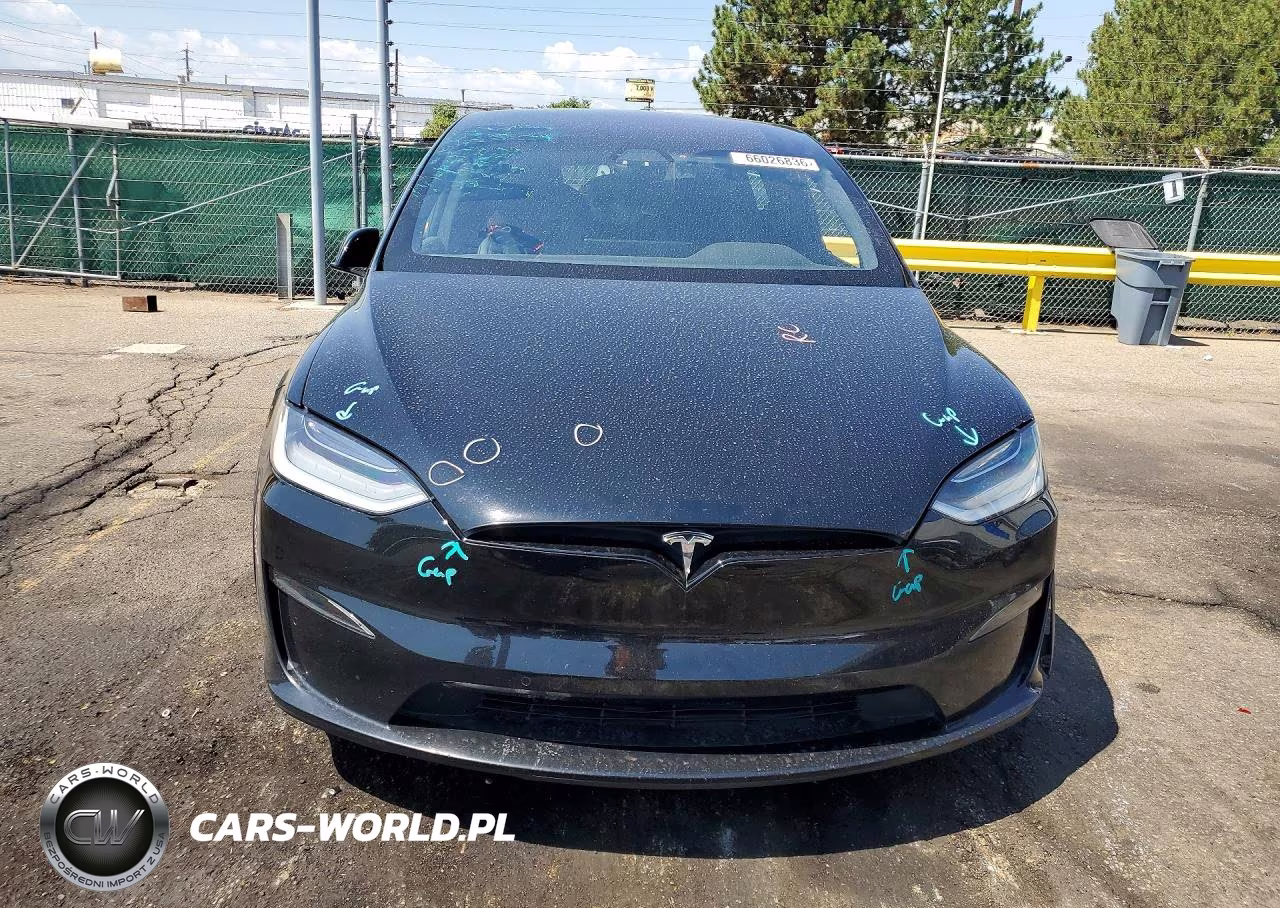 2022 Tesla Model X VIN:7SAXCDE52NF342210 - 5