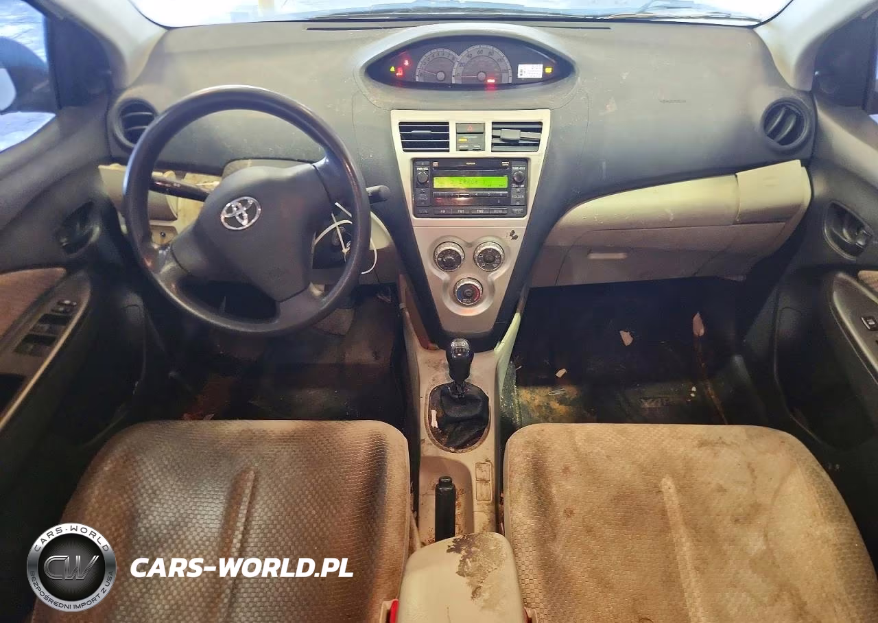 2007 Toyota Yaris Base VIN:JTDBT903X71135702 - 8