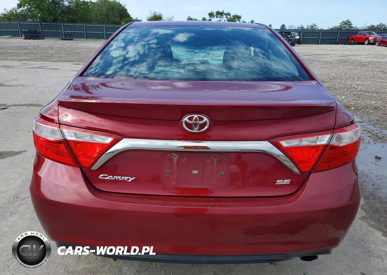 2016 Toyota Camry Se VIN:4T1BF1FK3GU610687 - 6