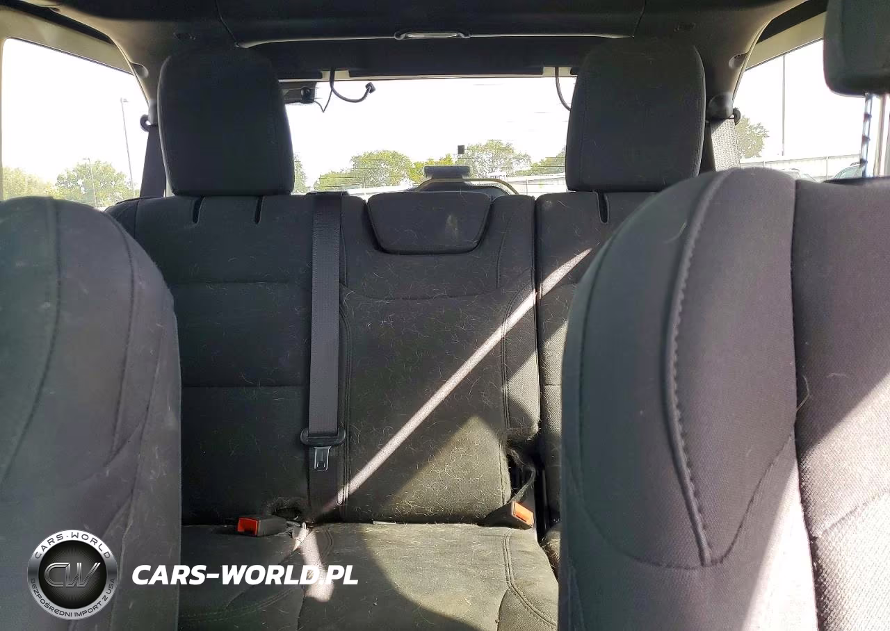 2021 Jeep Wrangler Unlimited Sport VIN:1C4HJXDM3MW547109 - 10