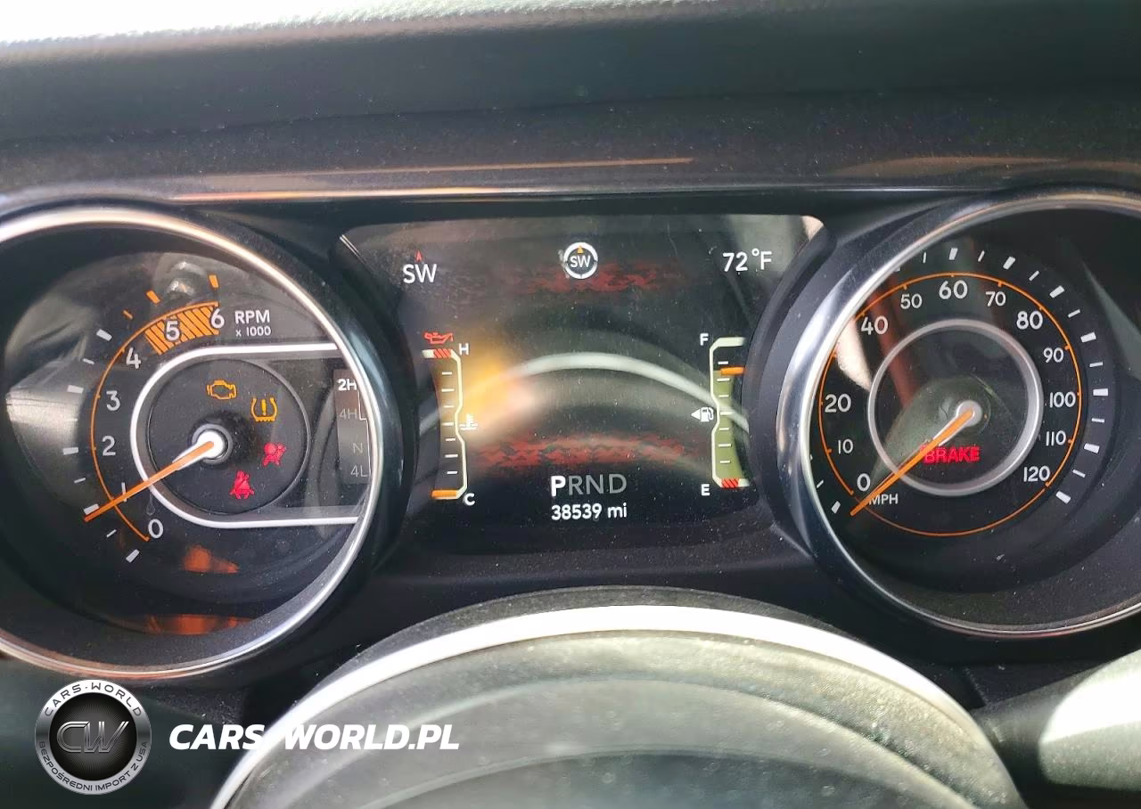 2021 Jeep Wrangler Unlimited Sport VIN:1C4HJXDM3MW547109 - 9