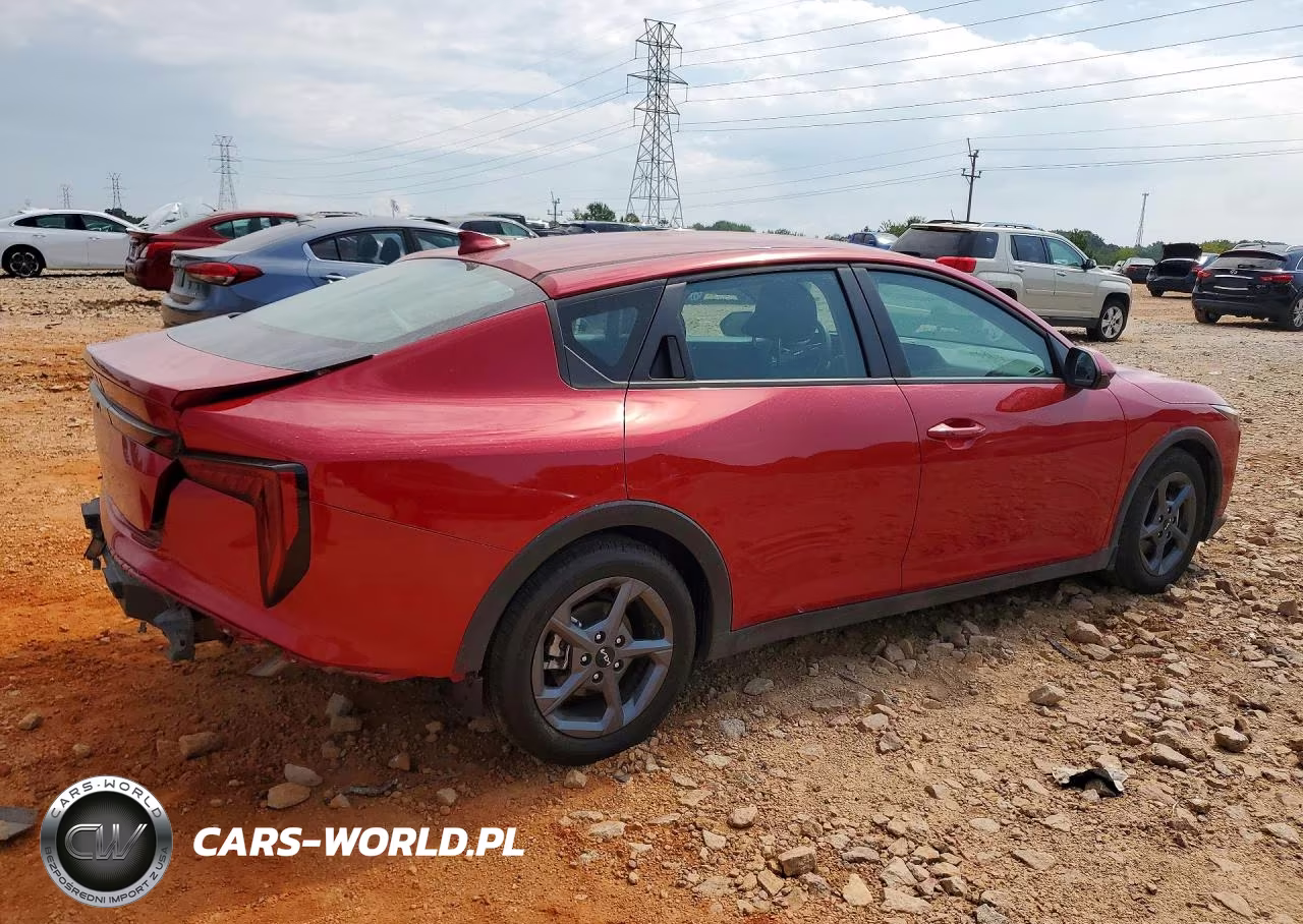 2025 Kia K4 Lxs VIN:3KPFT4DE1SE104943 - 3