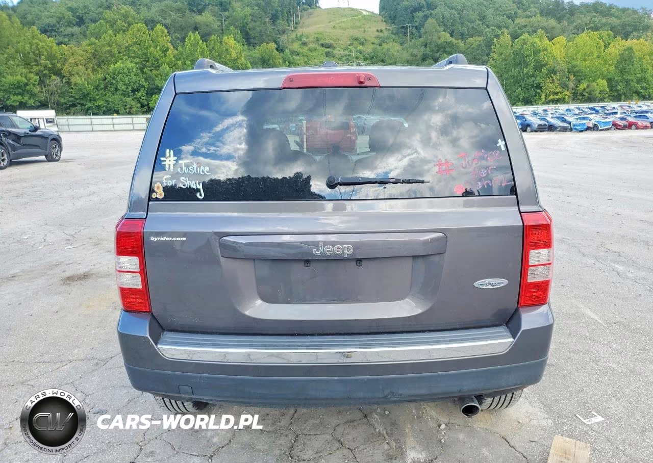 2016 Jeep Patriot Latitude VIN:1C4NJPFAXGD643664 - 6