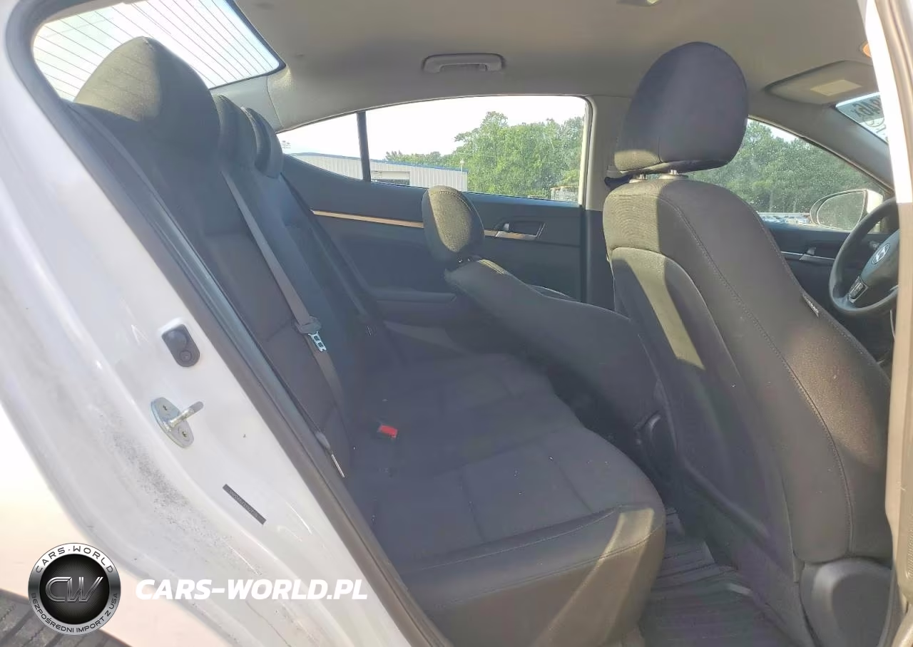 2020 Hyundai Elantra Sel VIN:5NPD84LF1LH628318 - 10