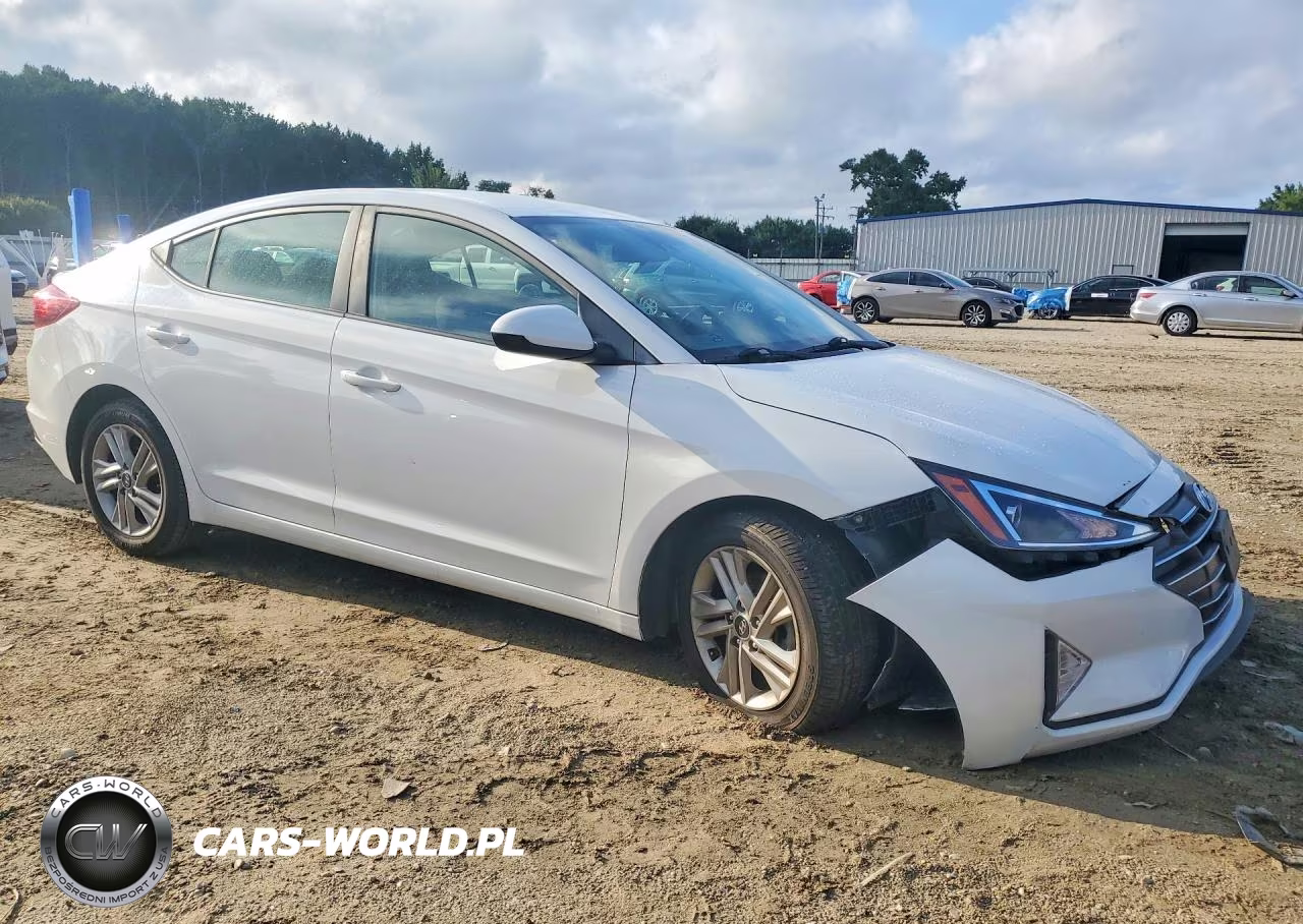 2020 Hyundai Elantra Sel VIN:5NPD84LF1LH628318 - 4