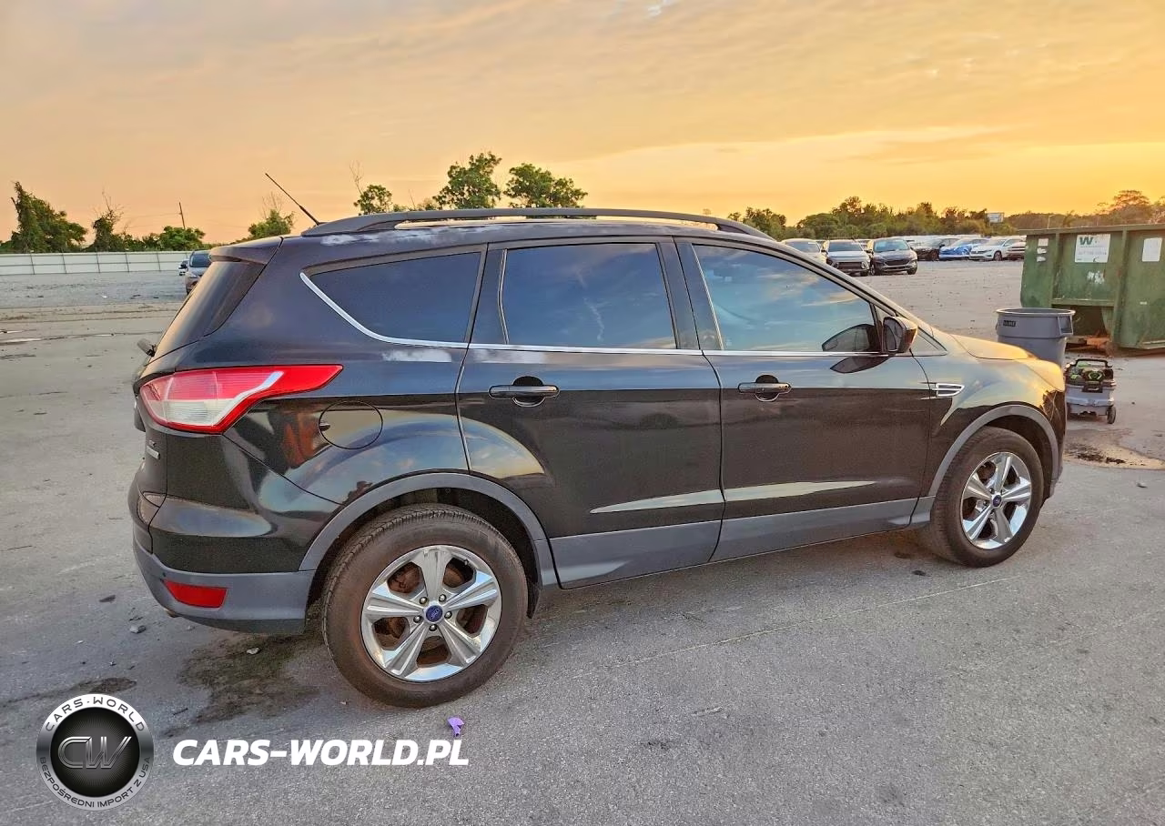 2015 Ford Escape Se VIN:1FMCU0GXXFUA14909 - 3